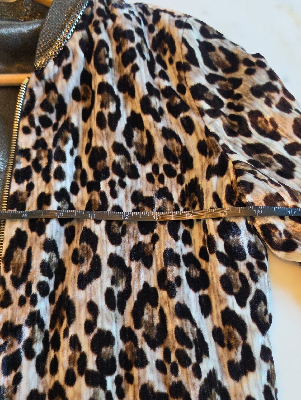 T Tahari Leopard-Print Bomber Jacket in Black and Brown Size Xs - Picture 12 of 12